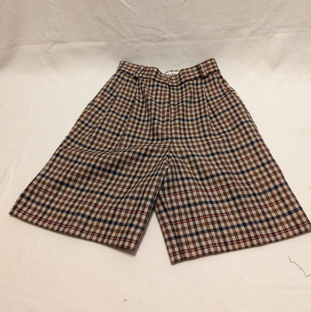 JH Collectibles Vintage Wool Plaid Pleated Shorts